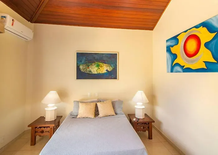 Maravilhosa Mansao Em Frente A Praia Da Ferradura Por Luxury Rentals